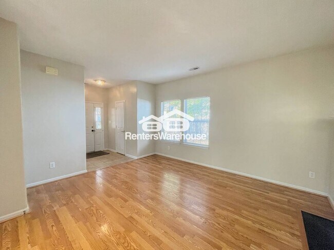 Photo - 805 Greystone Trce