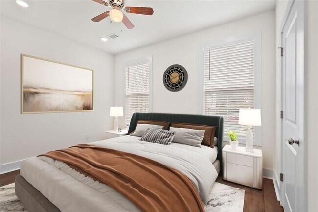 Photo - 195 W Lake Ave NW