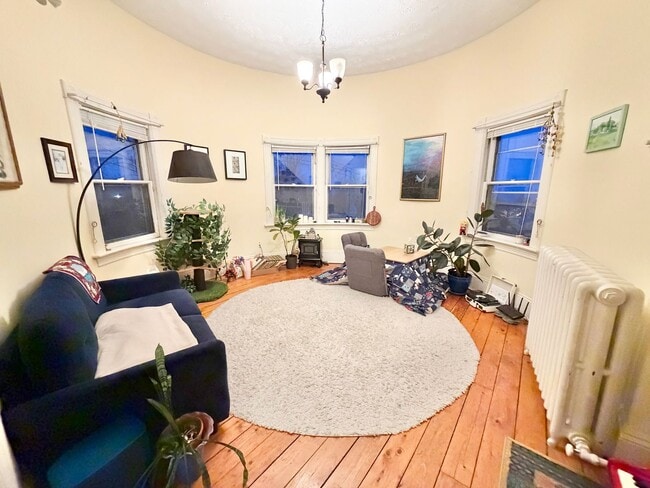 Building Photo - 222 S Union St Unit 6