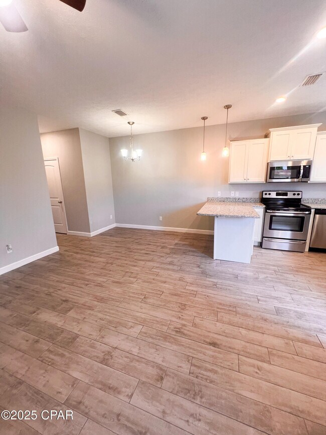 Photo - 2411 Causeway Manor Ct