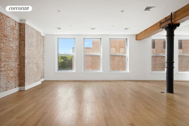 Building Photo - 481 Washington St Rental