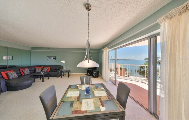 Photo - 7430 Sunshine Skyway Ln S