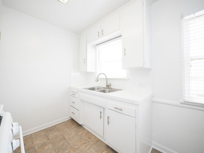 Photo - 1801 N. Garfield Pl