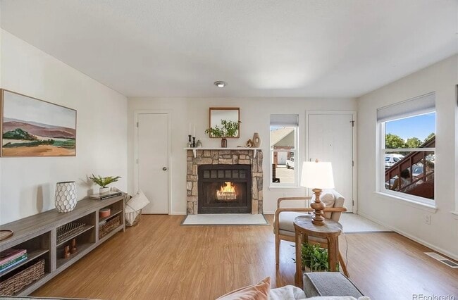 Photo - 942 S Dearborn Way Unit 3