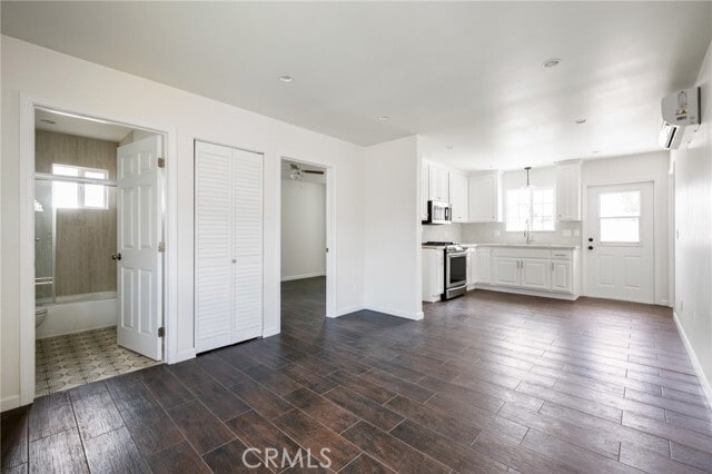 Photo - 10972 McKinley Ave