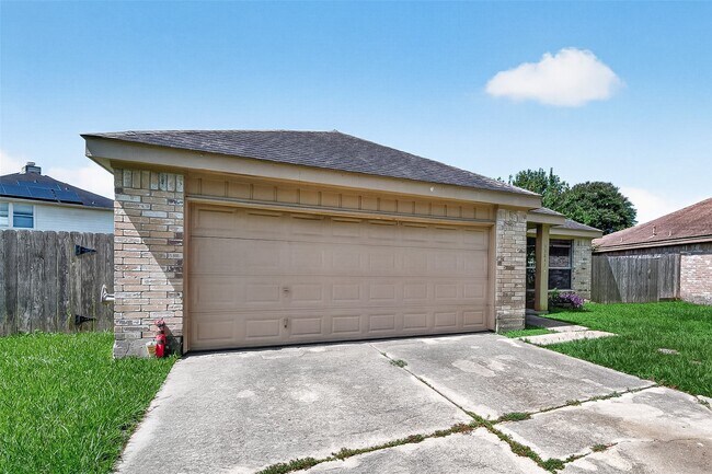 Photo - 13847 Cherry Hollow Ln
