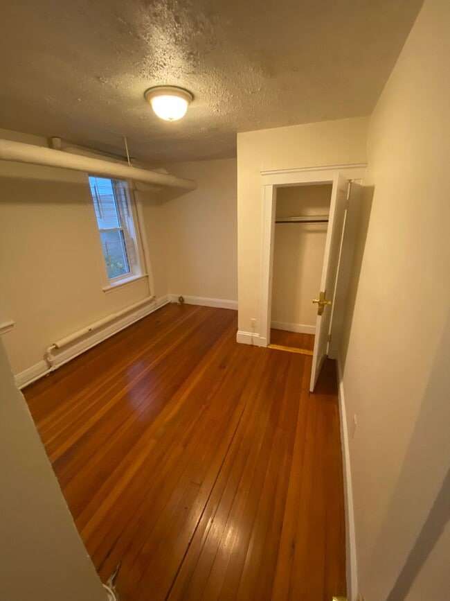 Photo - 2 bed/1 bath in Allston