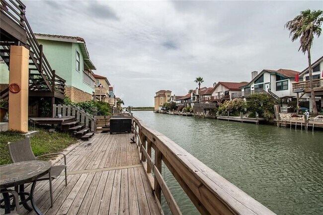 716 Enchanted Harbor