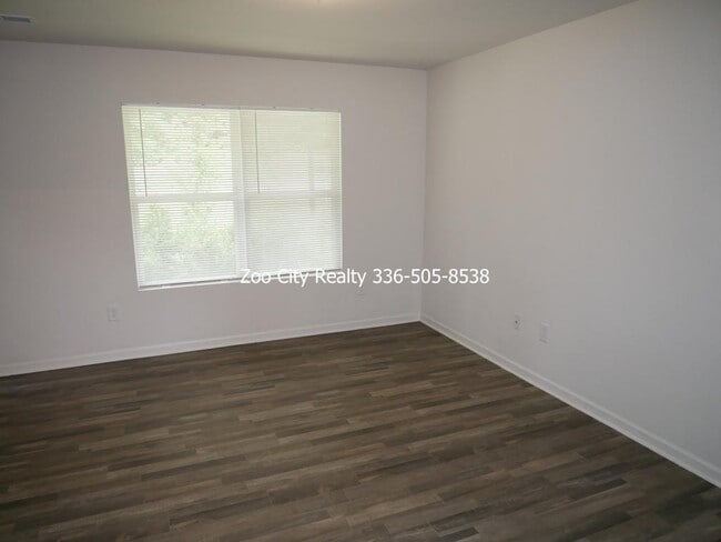 Photo - 2411 Whirlwind Ln