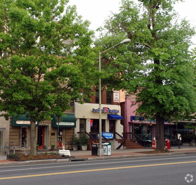 Photo - 2604 Connecticut Ave NW