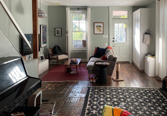 Photo - 1539 Madison Ave