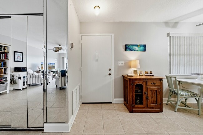 2700 Bayshore Blvd Unit 6200