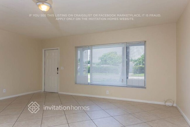 Photo - 401 NW 8th Ct