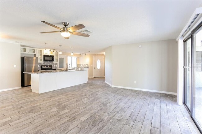 Photo - 4681 Swallowtail Dr