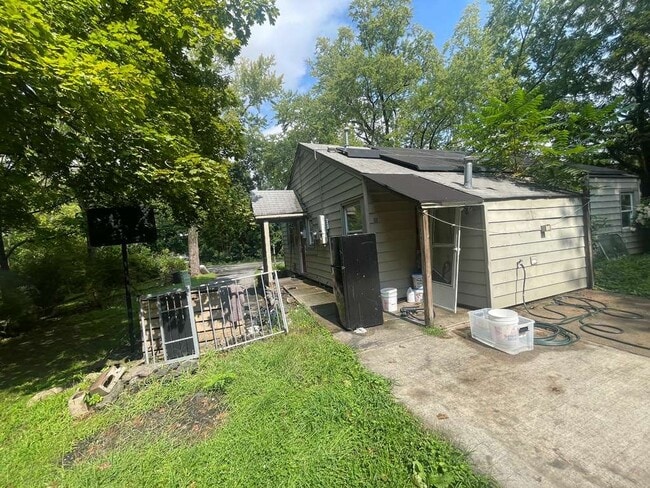 320 High St