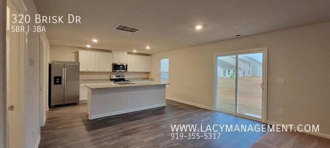 Photo - 320 Brisk Dr