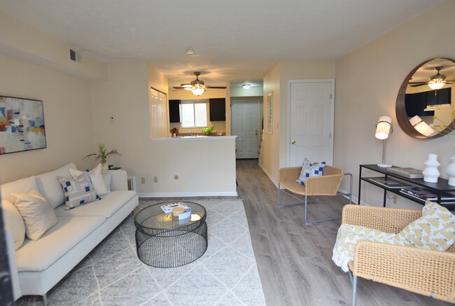 Photo - 1271 Summit St