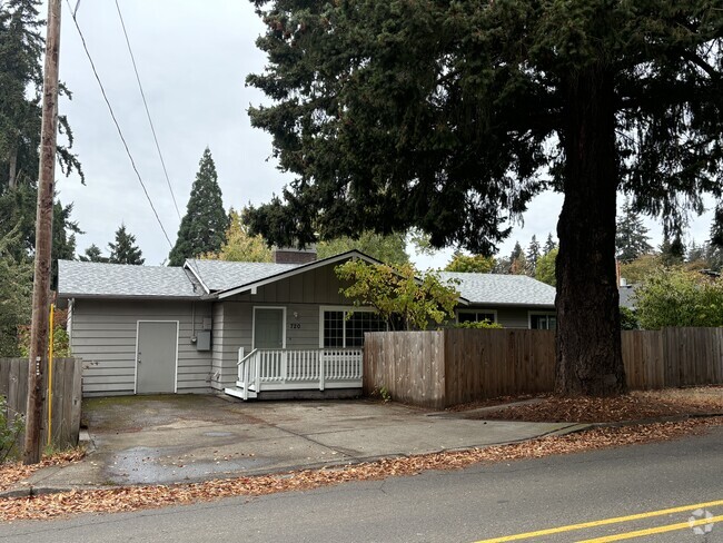 Building Photo - 720 Fairview Ave SE Rental