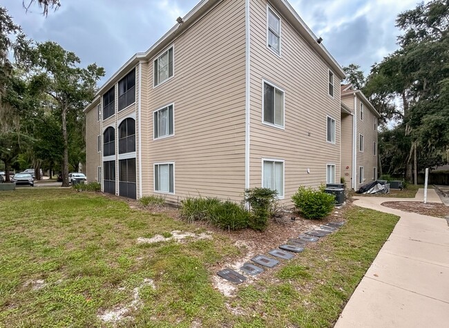 3800 SW 20th Ave