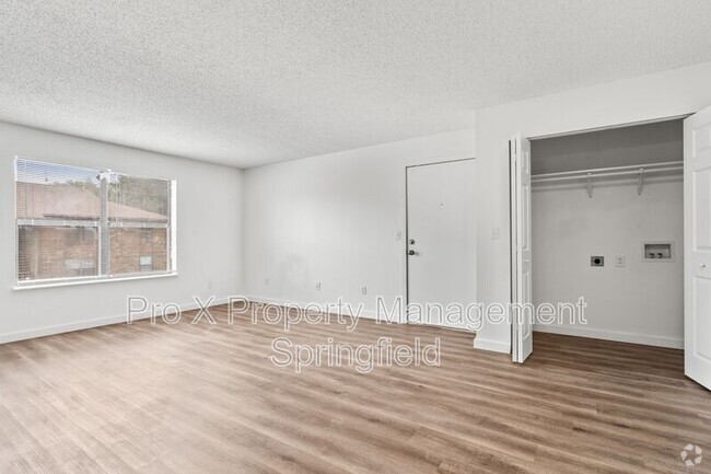 Building Photo - 3111 W Greenwood St Unit 15 Rental