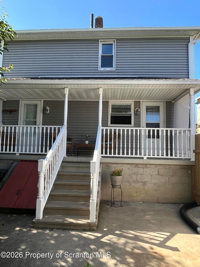 Photo - 532 N Hyde Park Ave