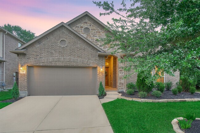 Photo - 204 Forest Peak Way