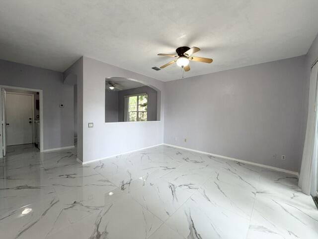 Photo - 5487 Queenship Ct