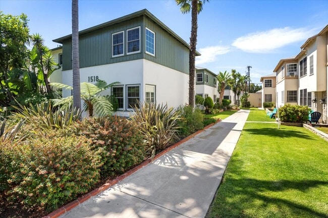 Photo - 1518 Yale St Unidad 1