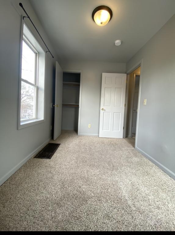 Photo - 415 W 4th St