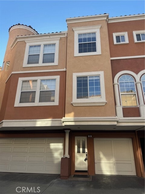 Photo - 9 Torrigiani Aisle