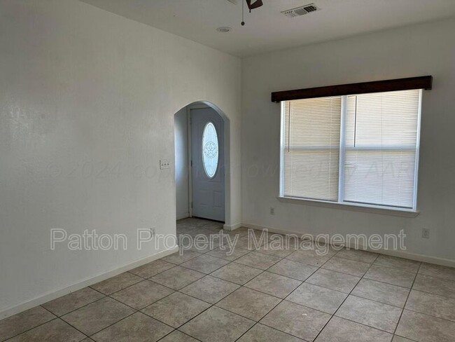 Photo - 746 N Williams St Unit A
