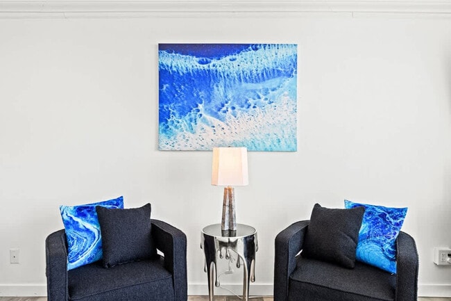 Building Photo - 8817 S Thomas Dr Unit FL6-ID1354924P