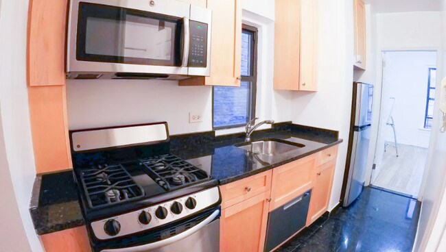 Photo - 152-156 E 84th St Unit 2E