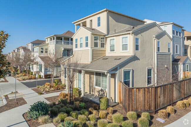 Alternate Exterior - Bayshores