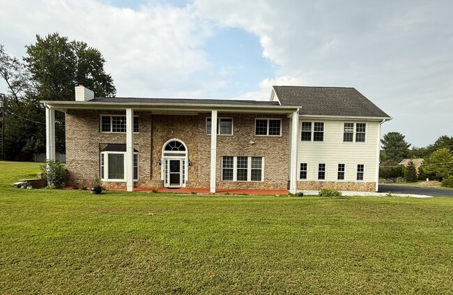 Front Elevation - 10828 Miller Rd