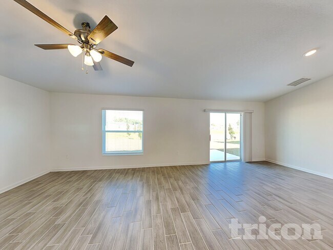 Photo - 9496 Revere Ave