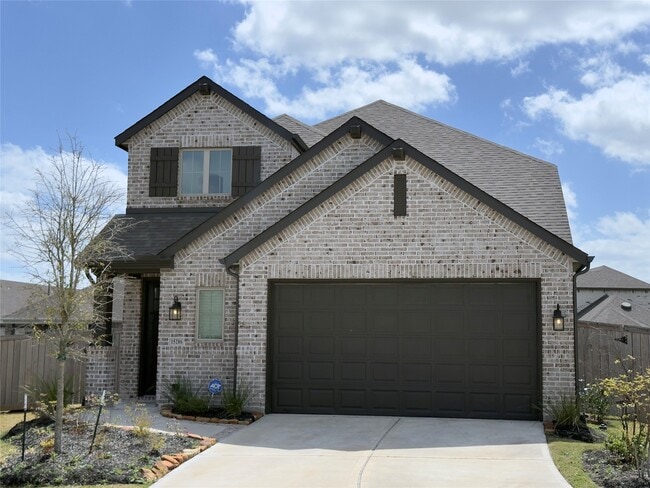 Building Photo - 15206 Cortines Ct