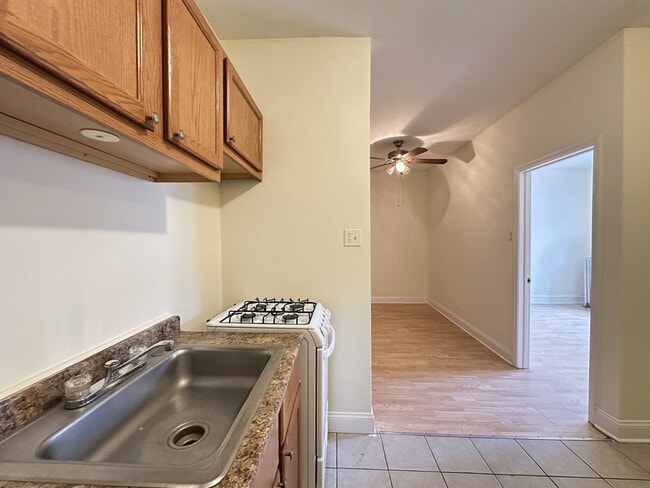 Photo - 4854 N Damen Ave Unit J04W