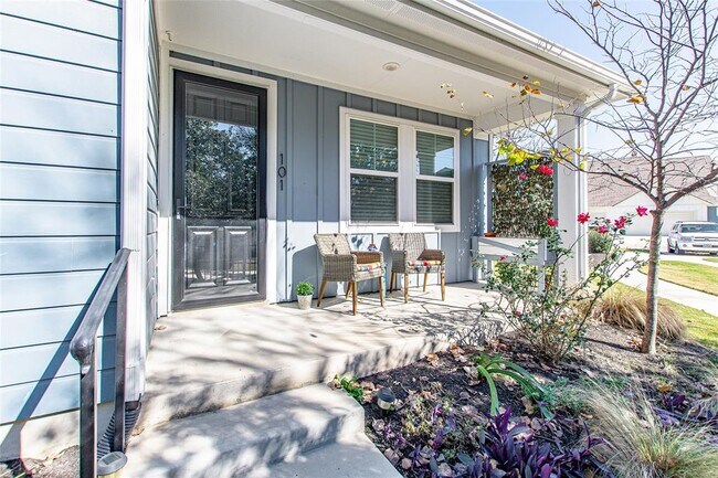 Photo - 121 Lafitte Dr Unit 101