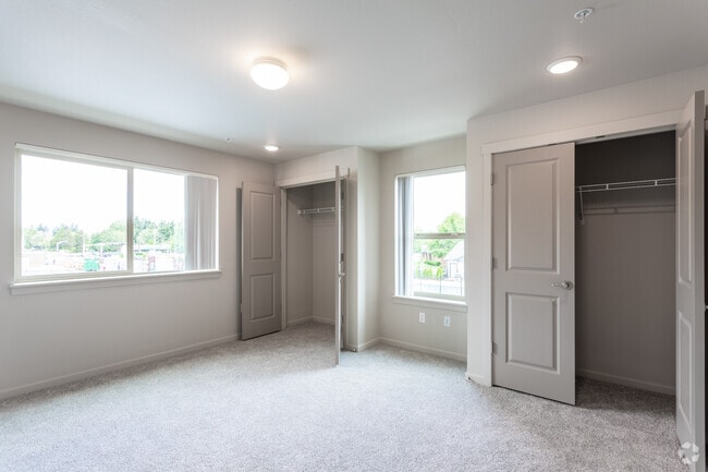 1BR, 1BA - Bedroom - Eagle Ridge on 242