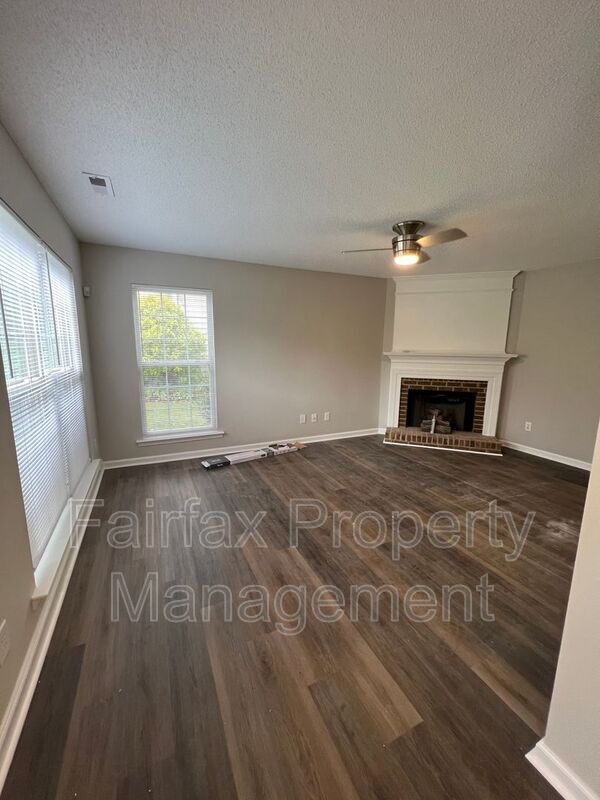 Photo - 201 Ridge Lake Dr