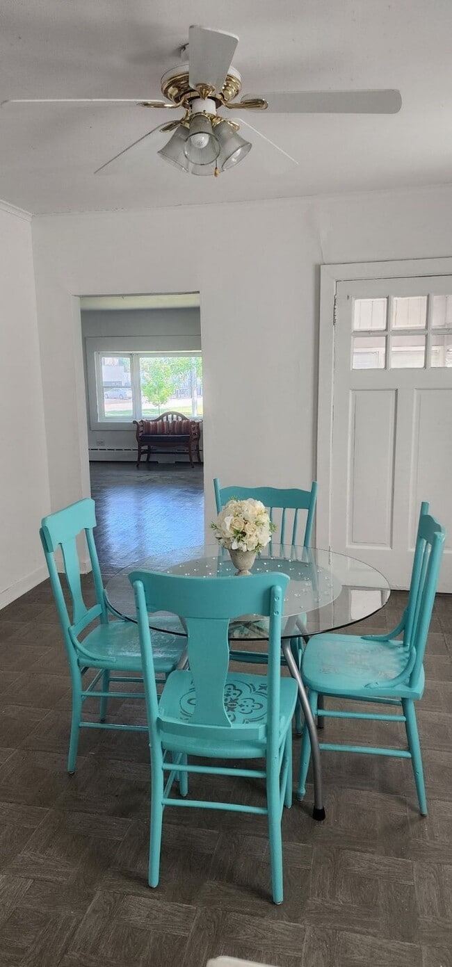 Photo - 10850 Parkside Ave