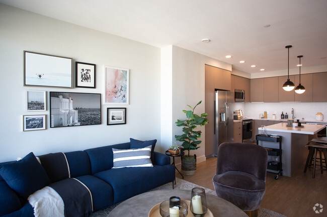 2HAB, 1BA - 908 ft²