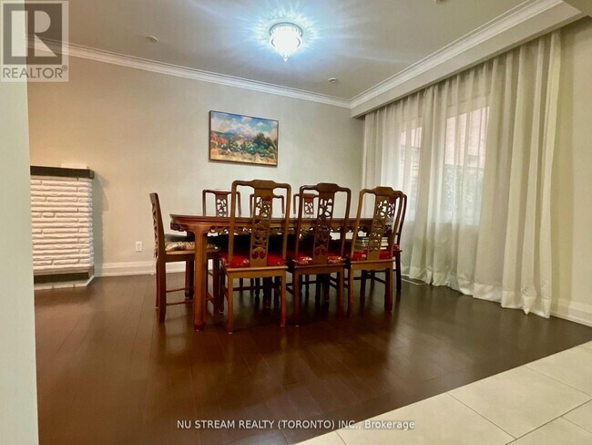 Photo - 260 Fisherville Rd