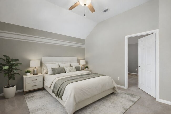 Photo - 25803 Longstone Rd