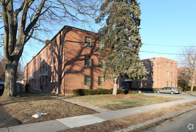 Building Photo - 366 Park Road Apartments