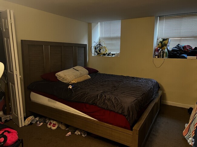 Building Photo - Jaques Pilling Place Lofts Unit 103J