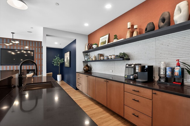 Clubhouse Community Kitchen