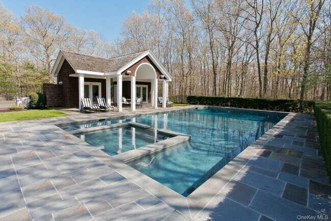 Photo - 1477 Deerfield Rd