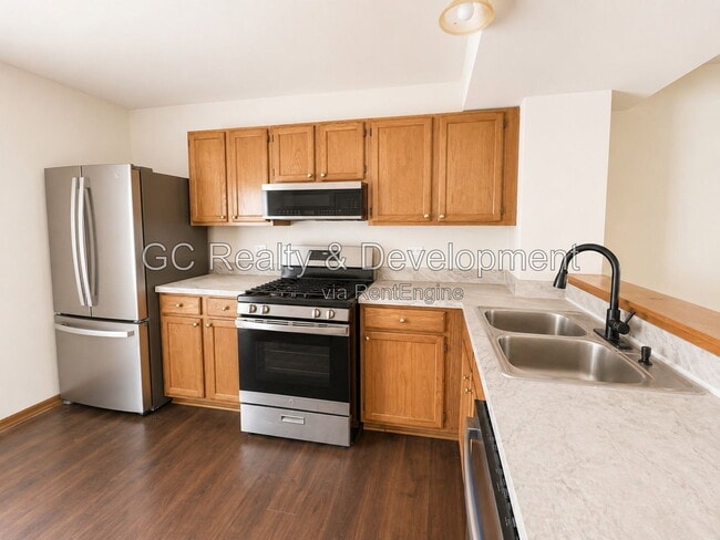 Photo - 312 Fieldstone Ct